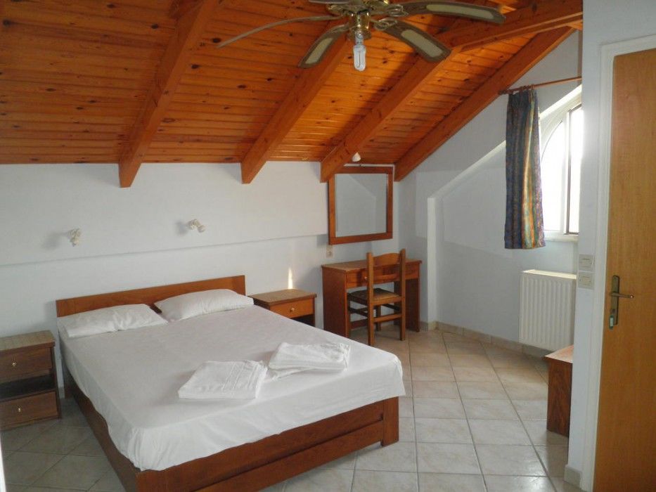 Spiros Family Apts Apartament